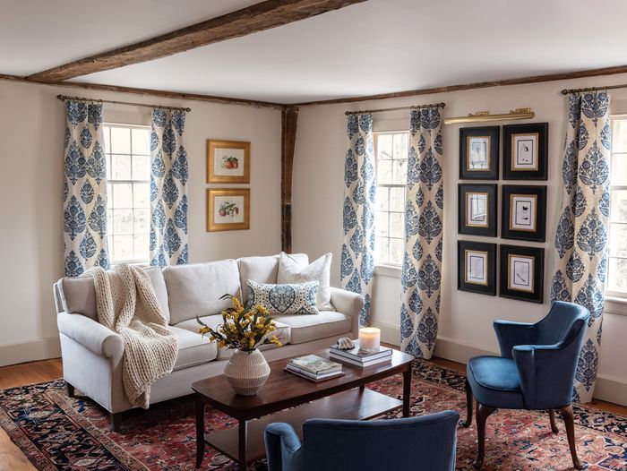 Cozy farmhouse livingroom