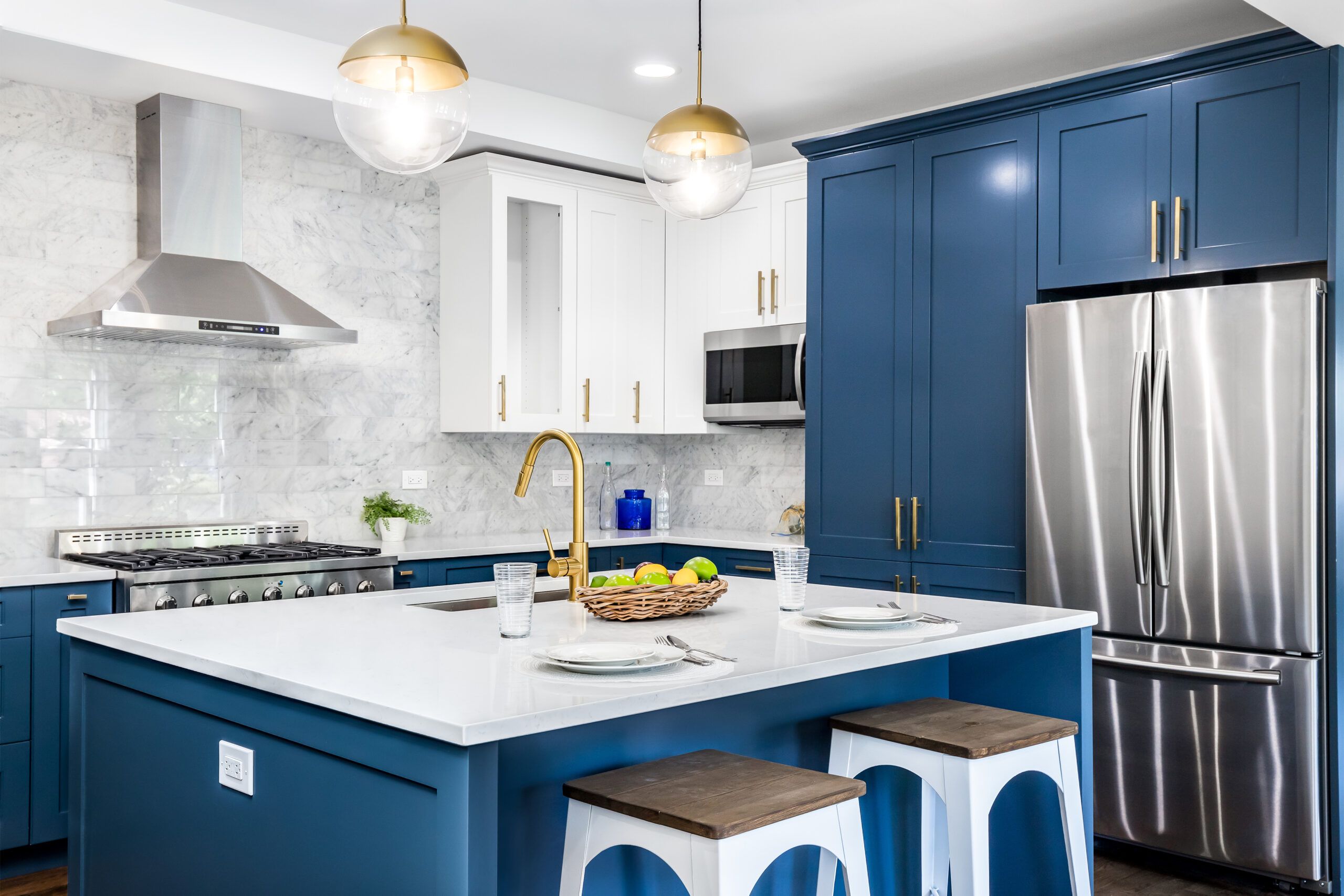 Modern blue and white kitchen