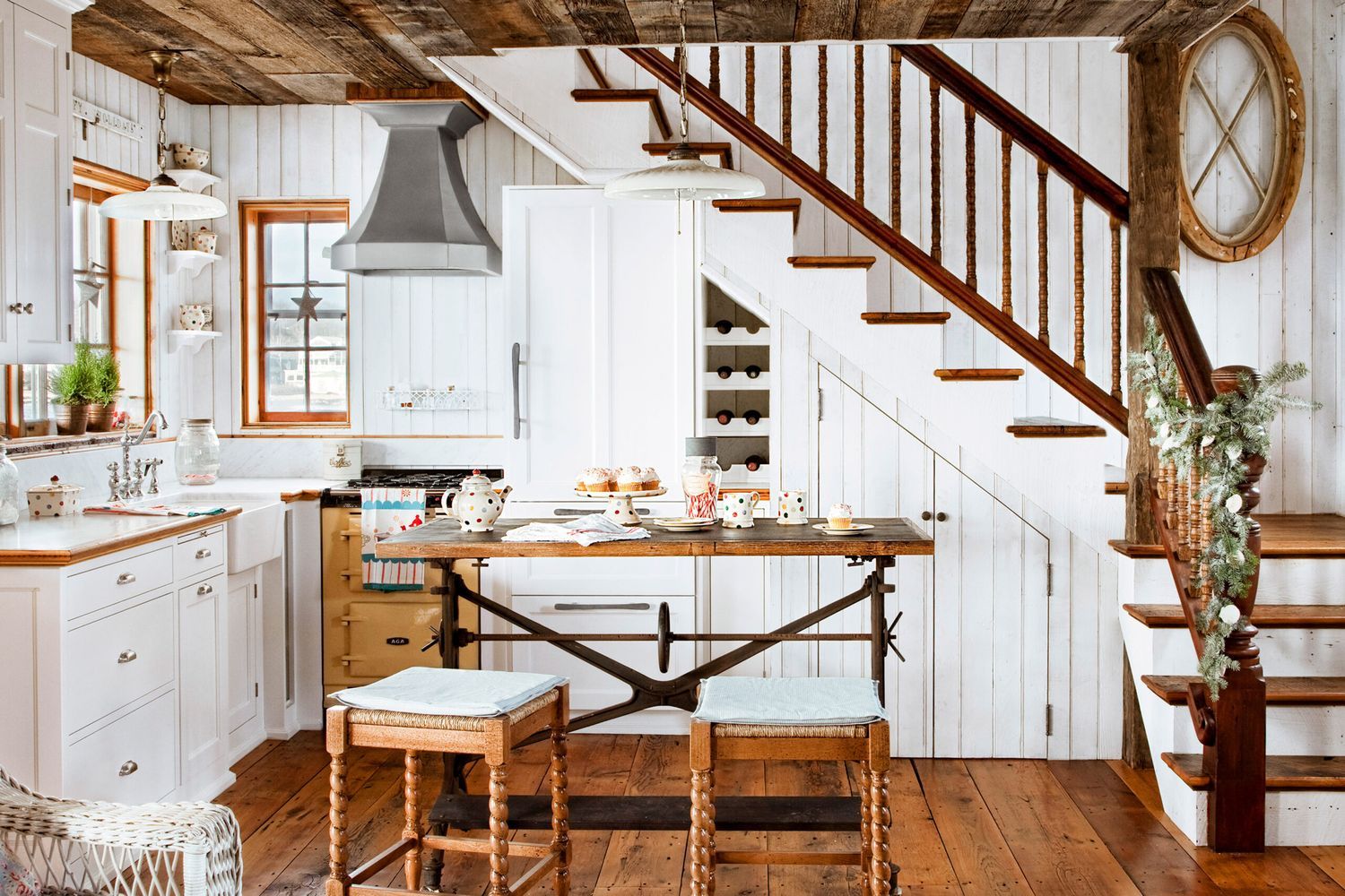 a cottage style kitchen
