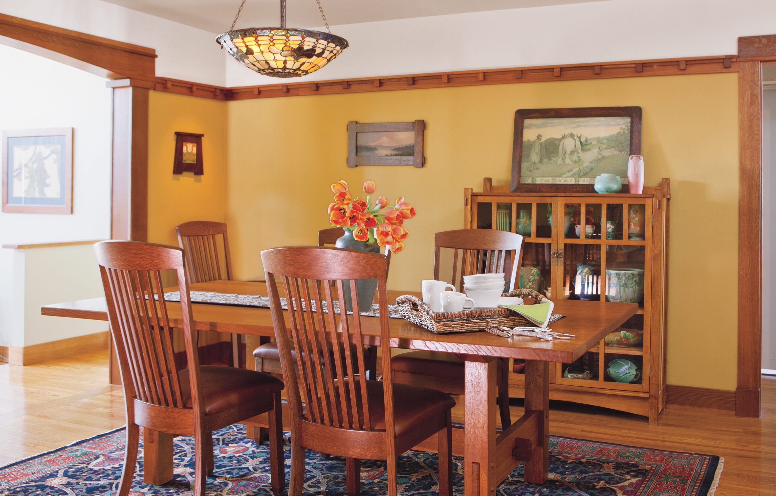 Craftsman style best sale dining room set