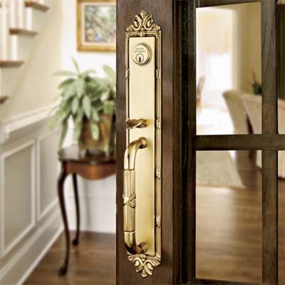 10 top tips for choosing front door handles