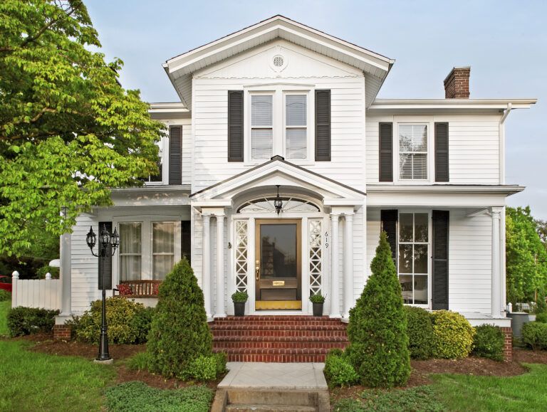 A Young Couple Tackles a Forgotten Italianate - This Old House