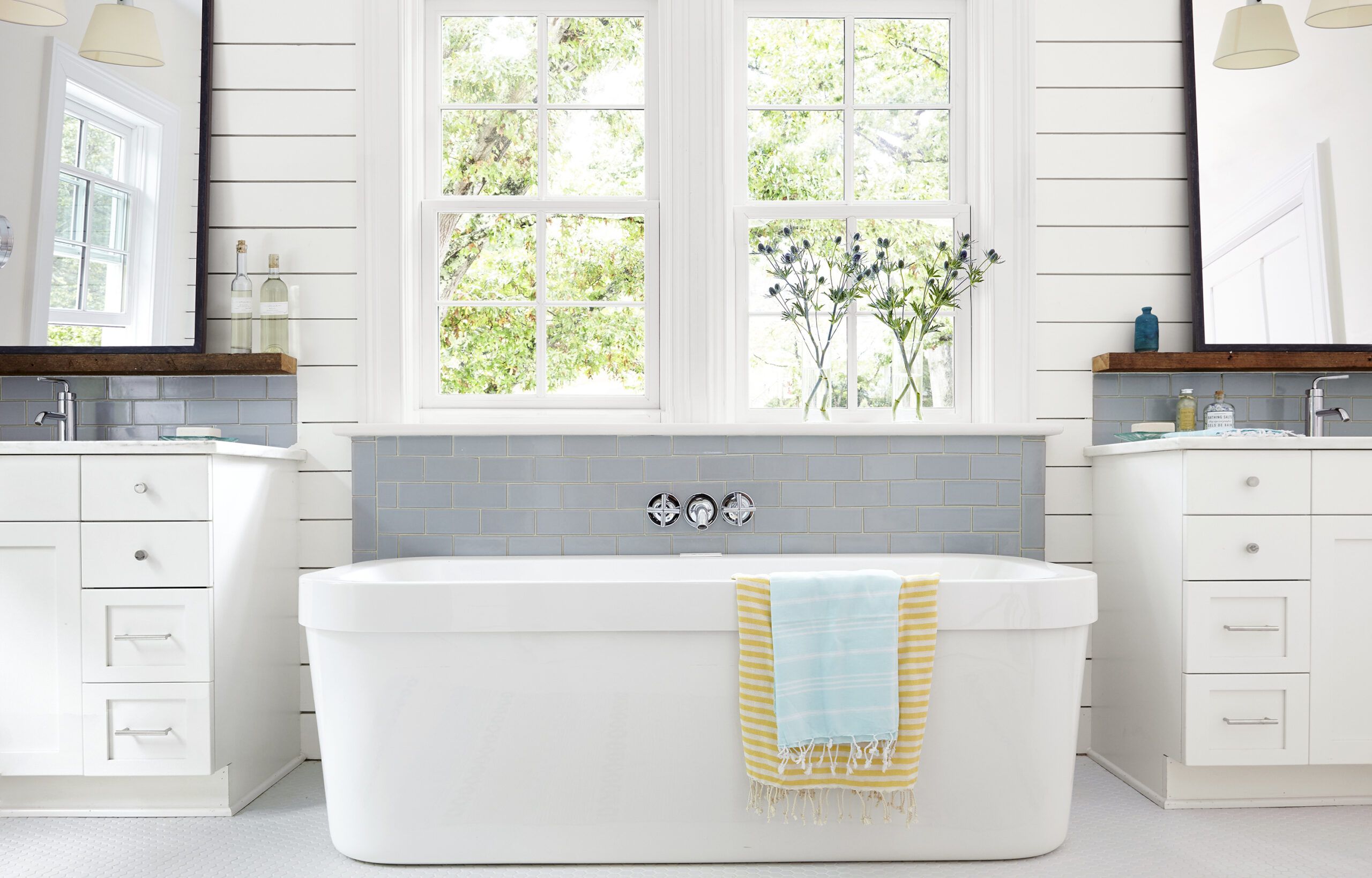 When it comes to bathroom style, Wamsutta stacks up. Bed Bath & Beyond.