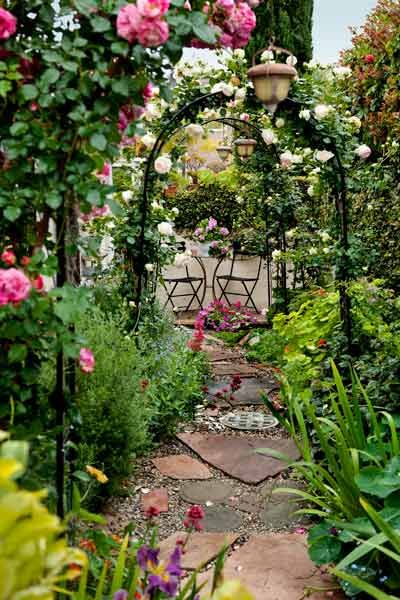 Secret Garden Door Dusky Pink and White Paper Flowers Small Mini