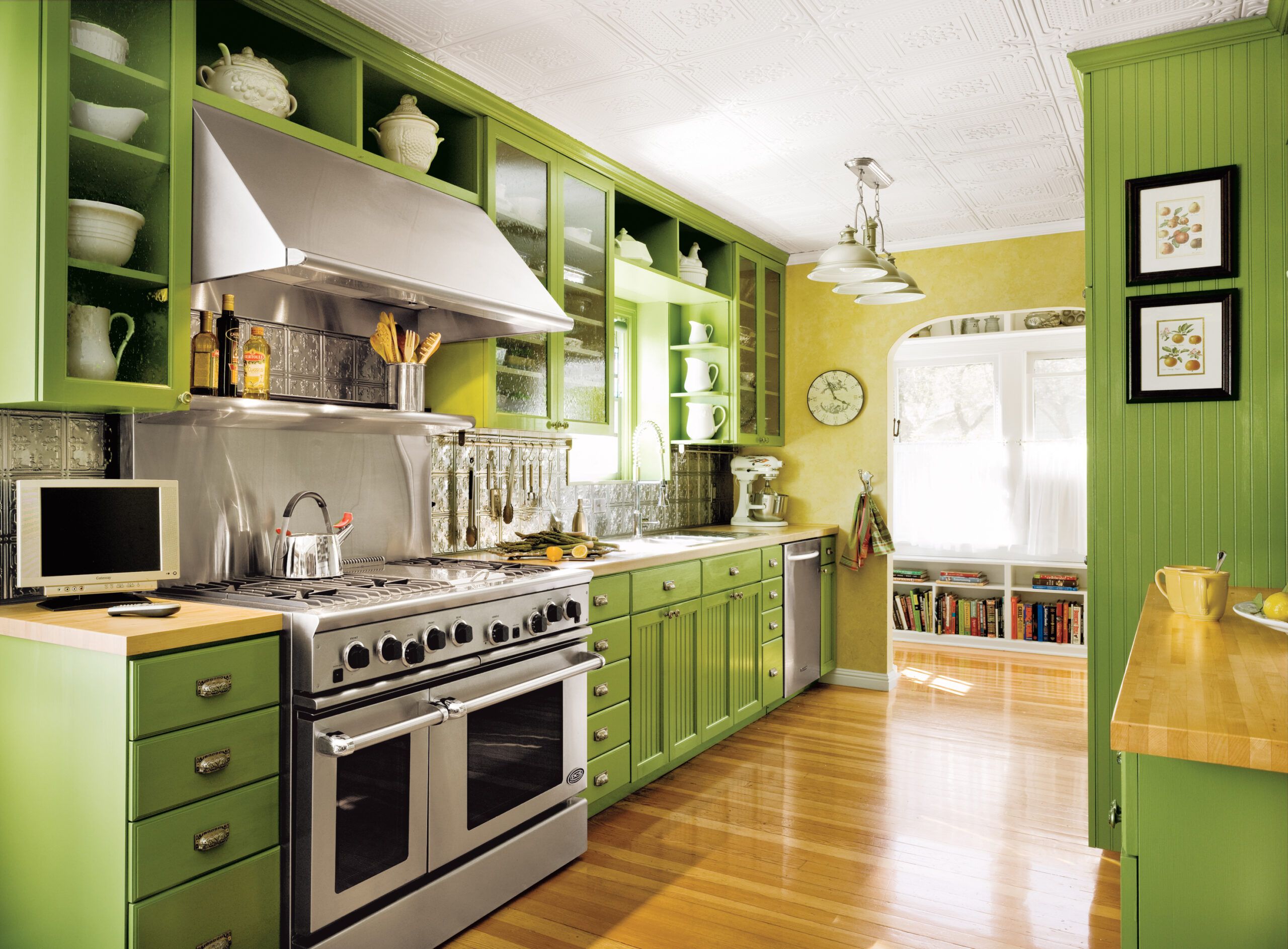 vintage green kitchen cabinets