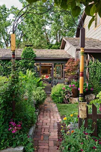 How to Make a Raised Bed Garden with Cinder Blocks - An Artful Mom