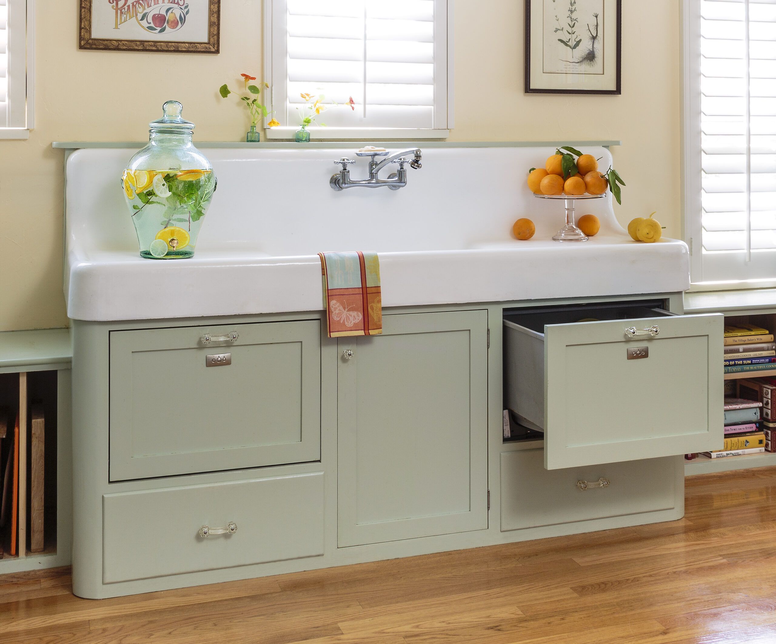 vintage kitchen sinks