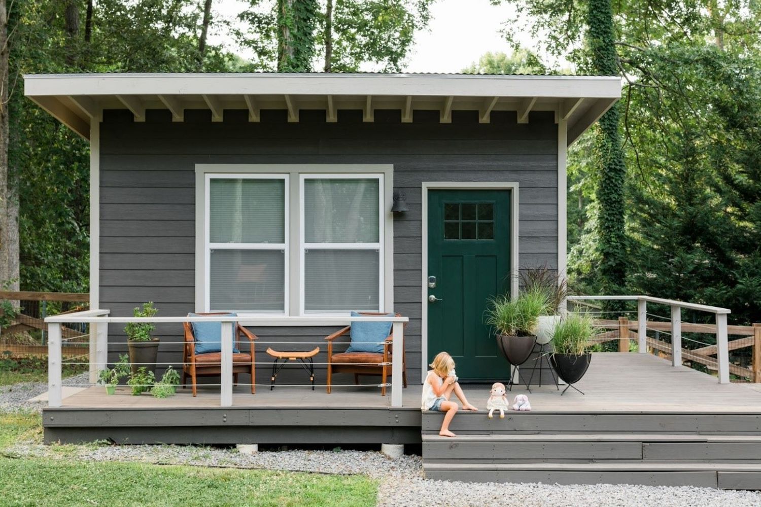 1._decking_small_house