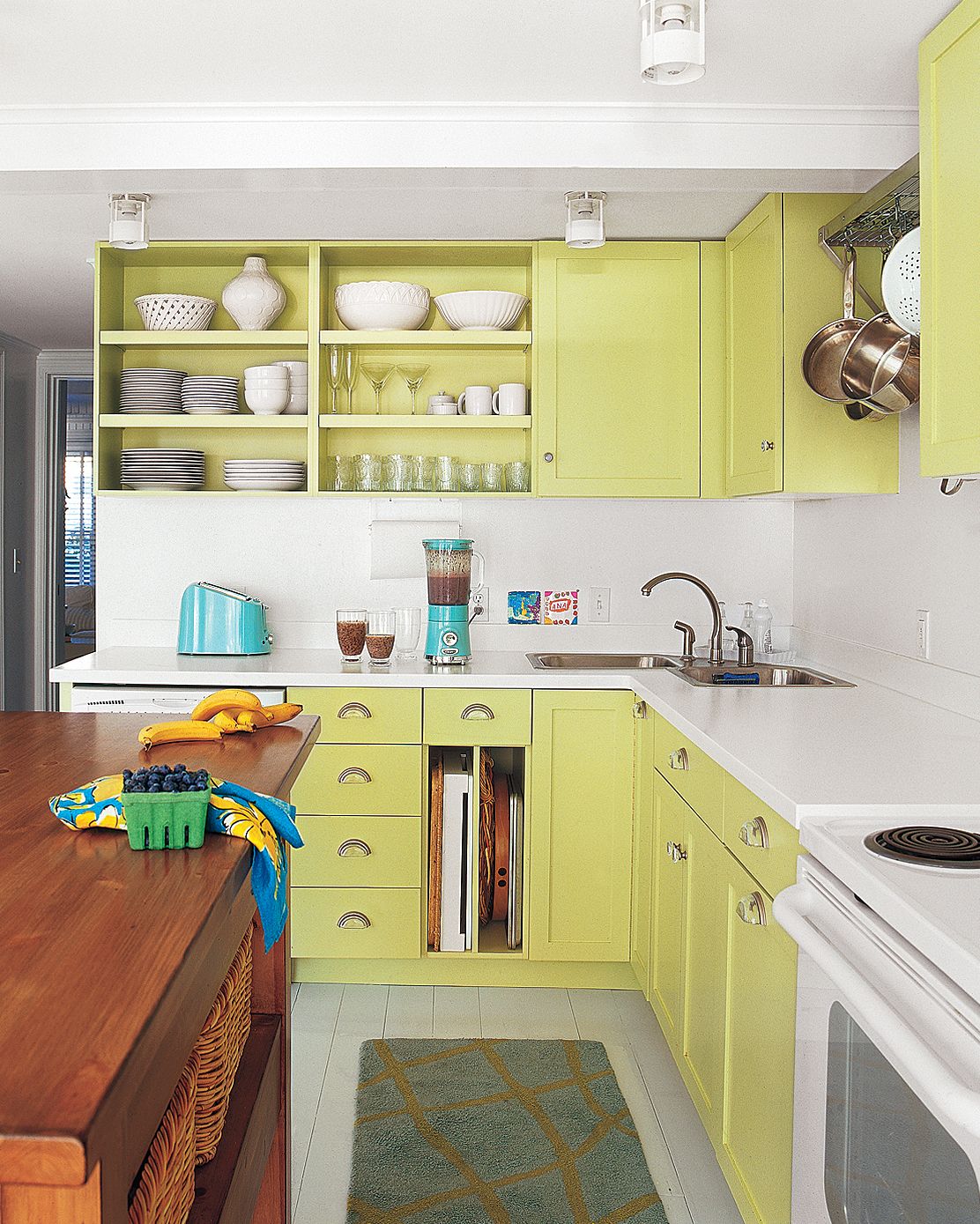 15 Best Green Kitchens - Ideas for Green Kitchen Design