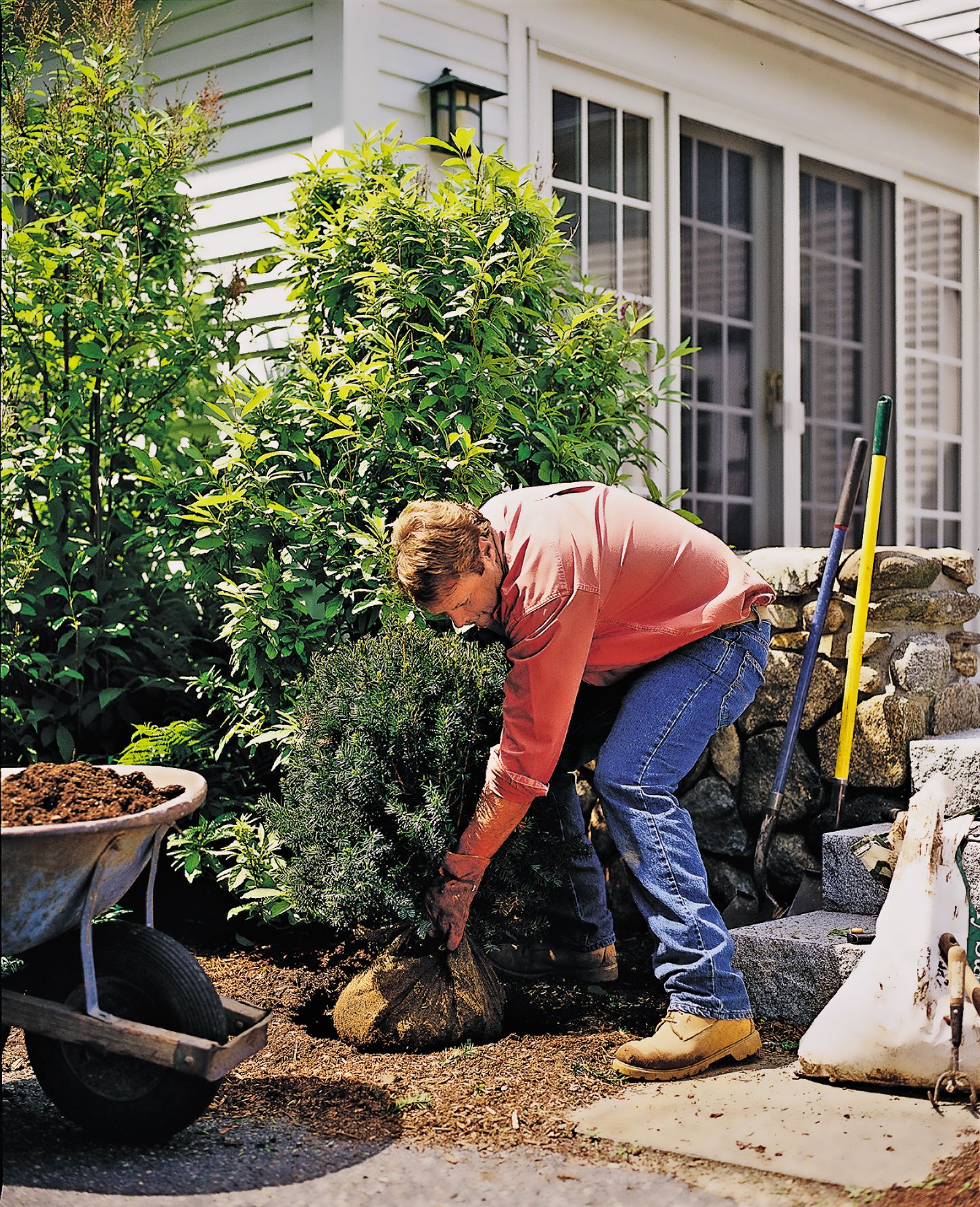 Fall Landscaping Checklist for DIYers