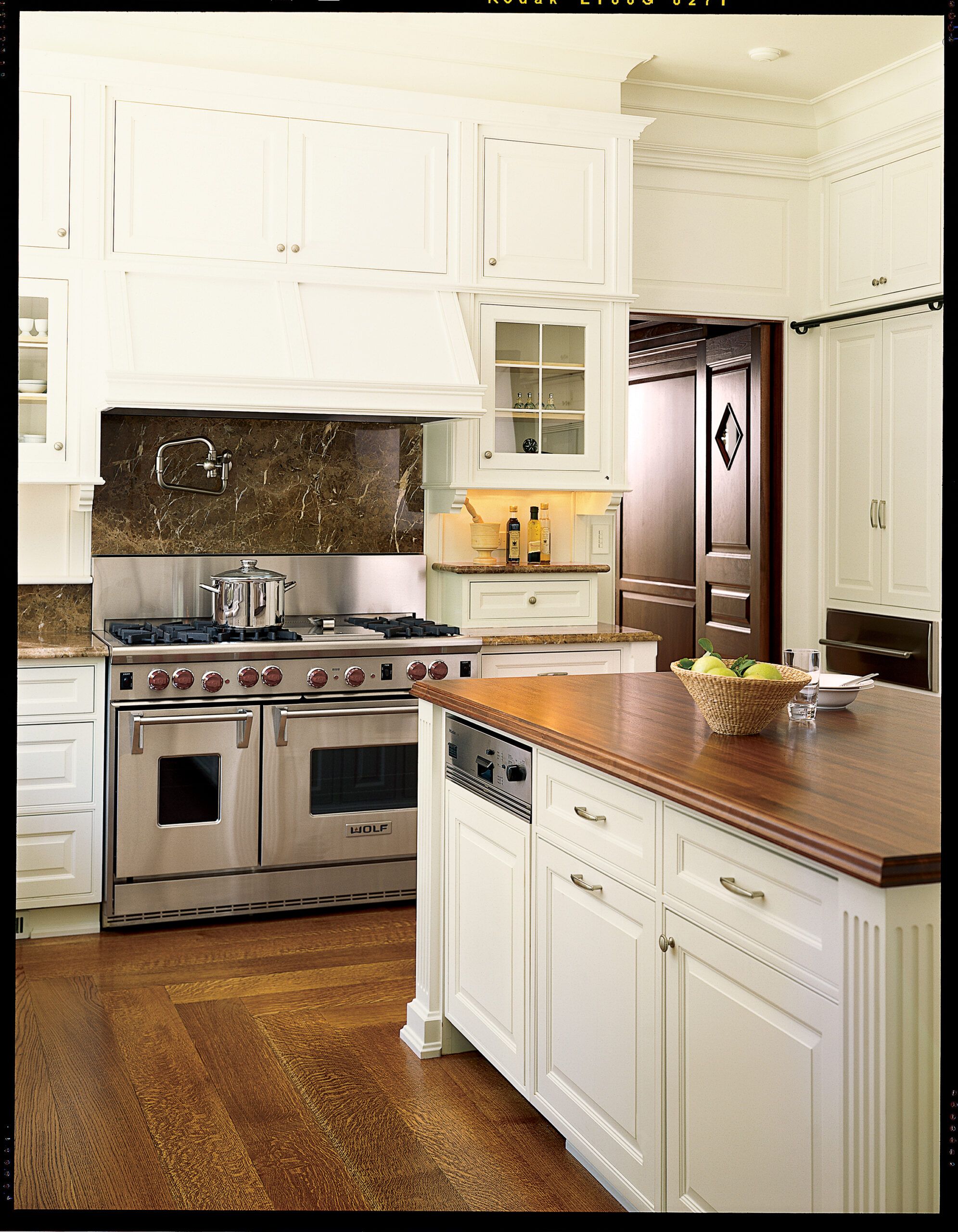 Stacked recycling bins for small kitchens are so simple, yet so genius