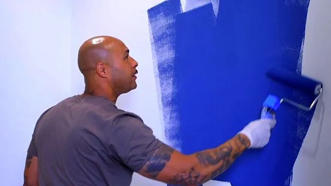 3_ikea_blue_paint