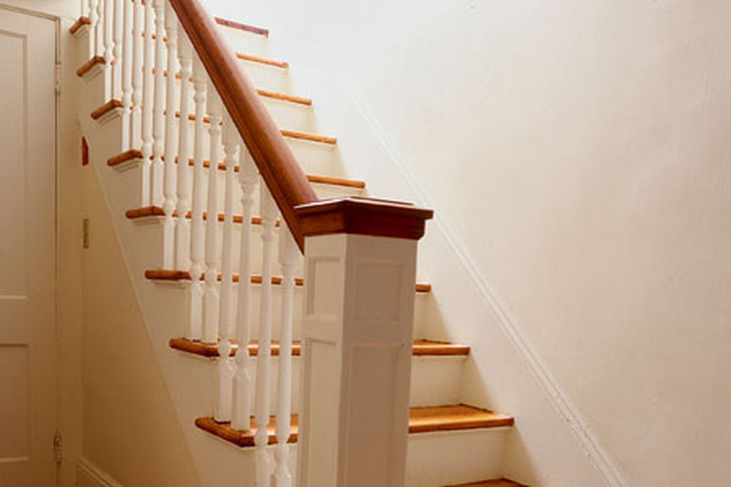 balusters_x