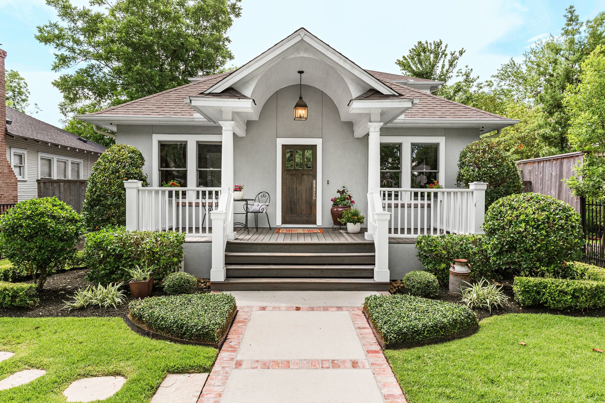 A Restored 1920s Arts & Crafts Bungalow