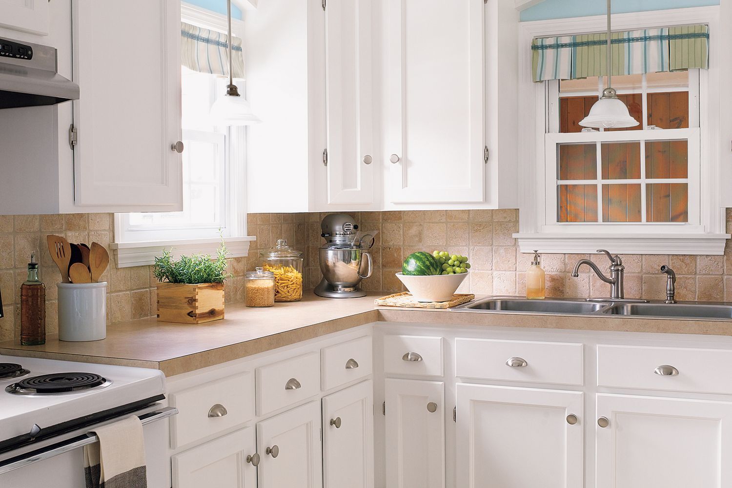 charming_kitchen_x