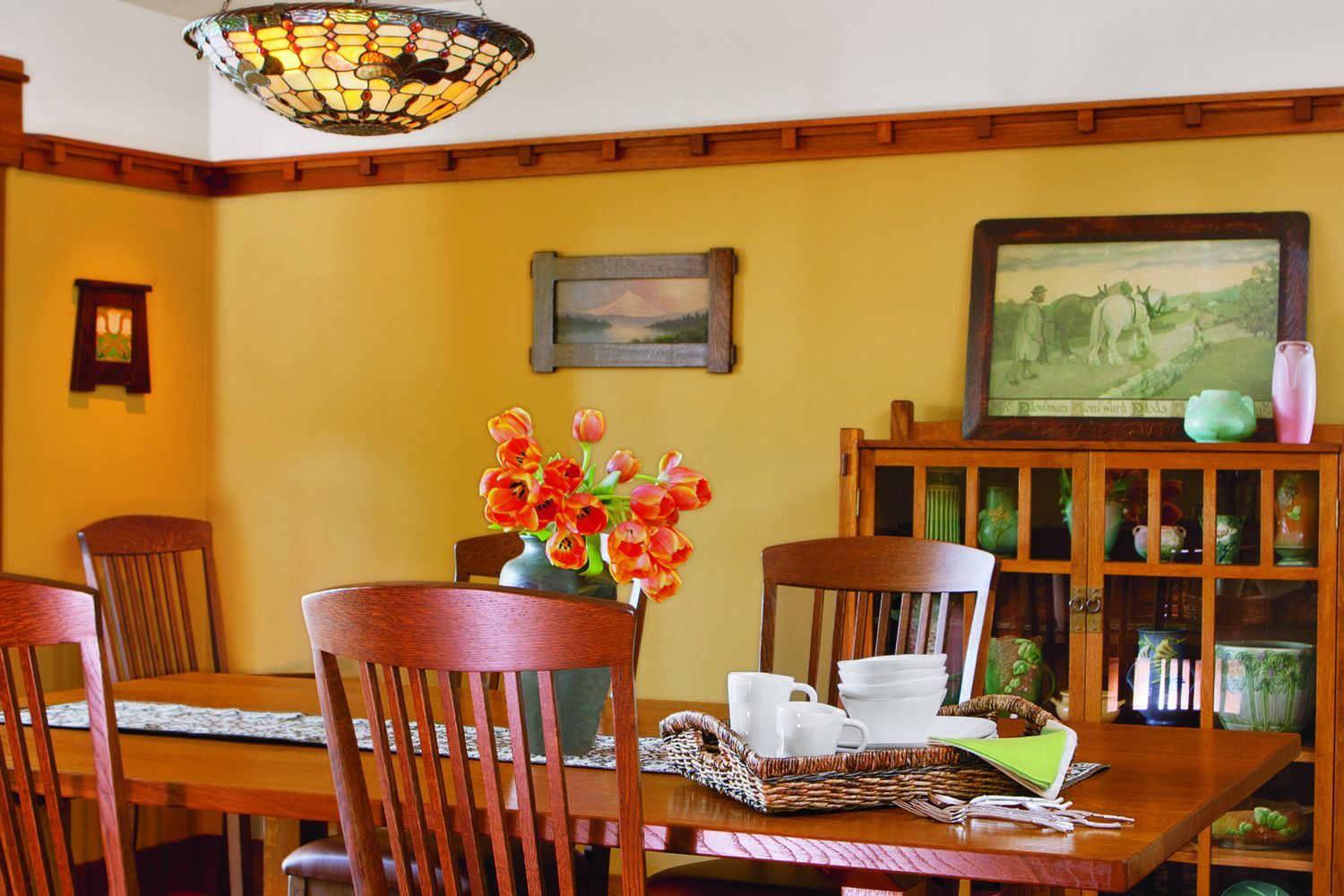 a craftsman style dining room