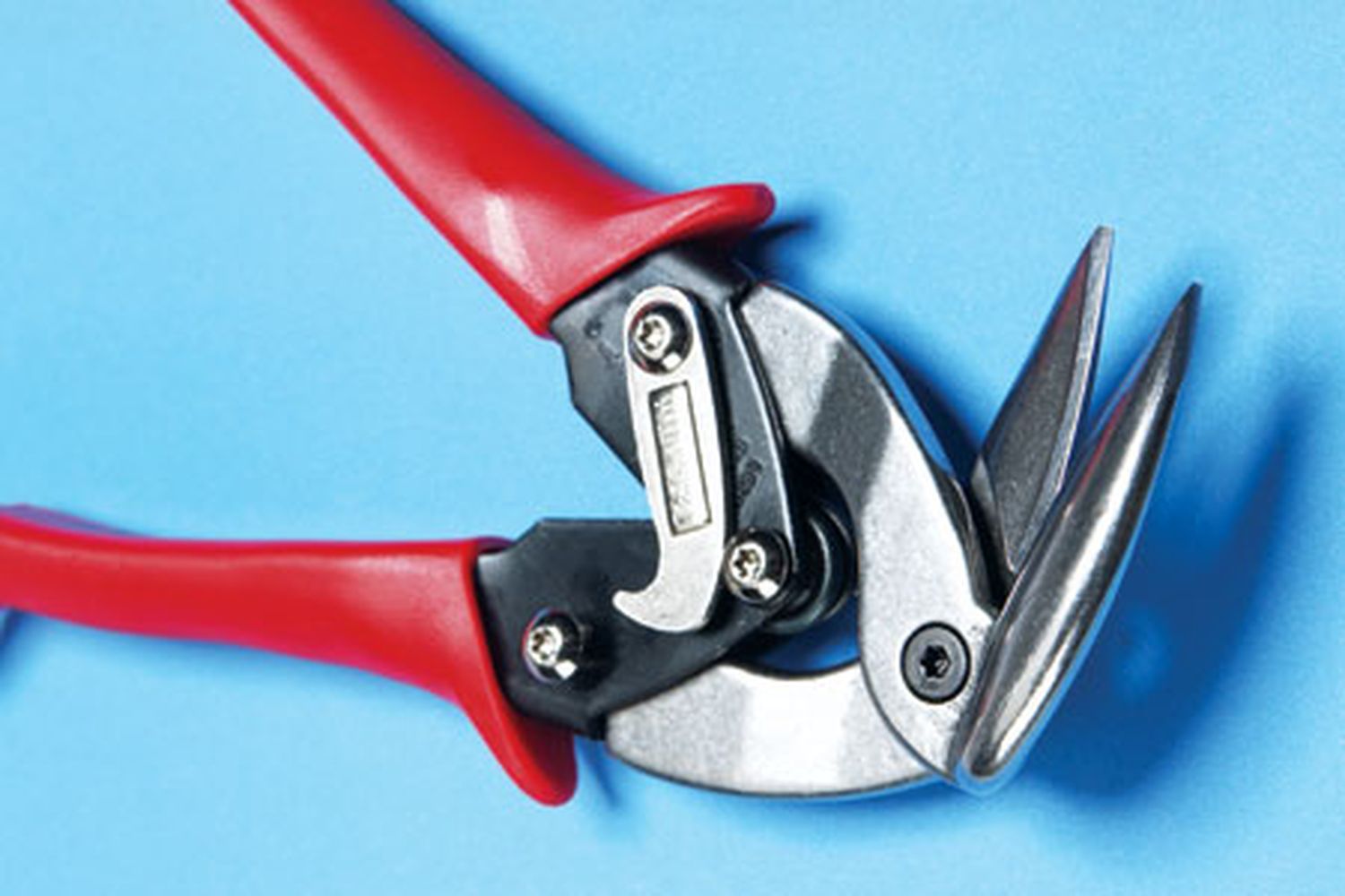Aviation snips, a example of shears or scissors.