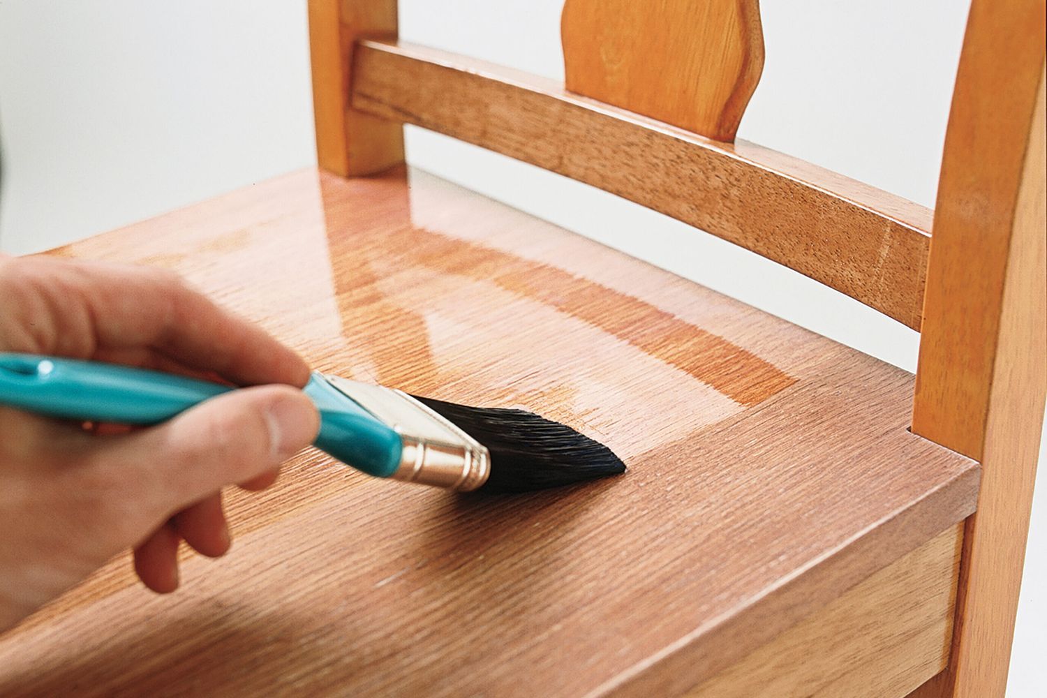 gallery_chair_stain