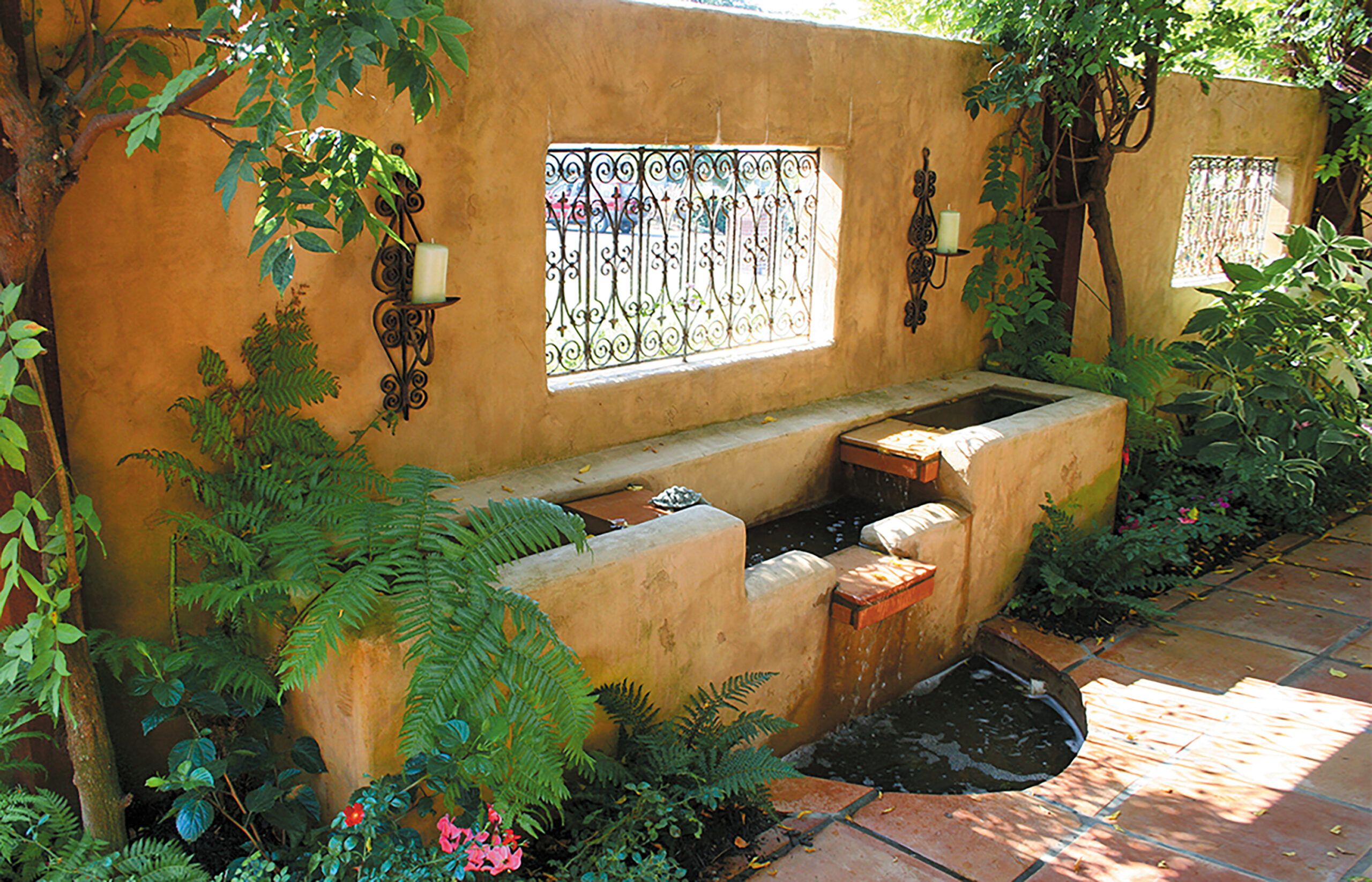 10 Backyard Privacy Ideas To Block Your Neighbors View - This Old House