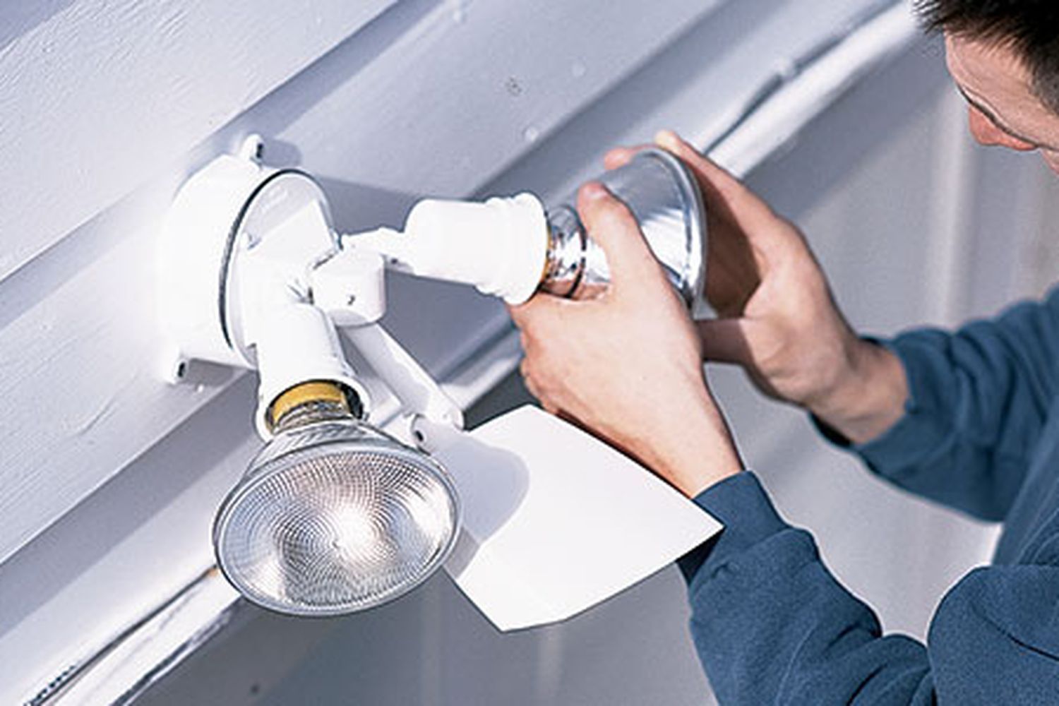 garage_floodlight_toutXL