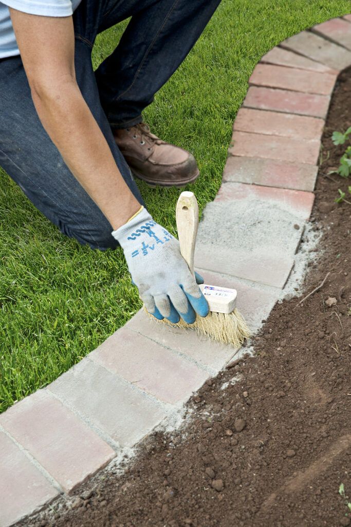 Brick Garden Edging: Beautify Your Outdoor Space in 12 Steps - This Old ...