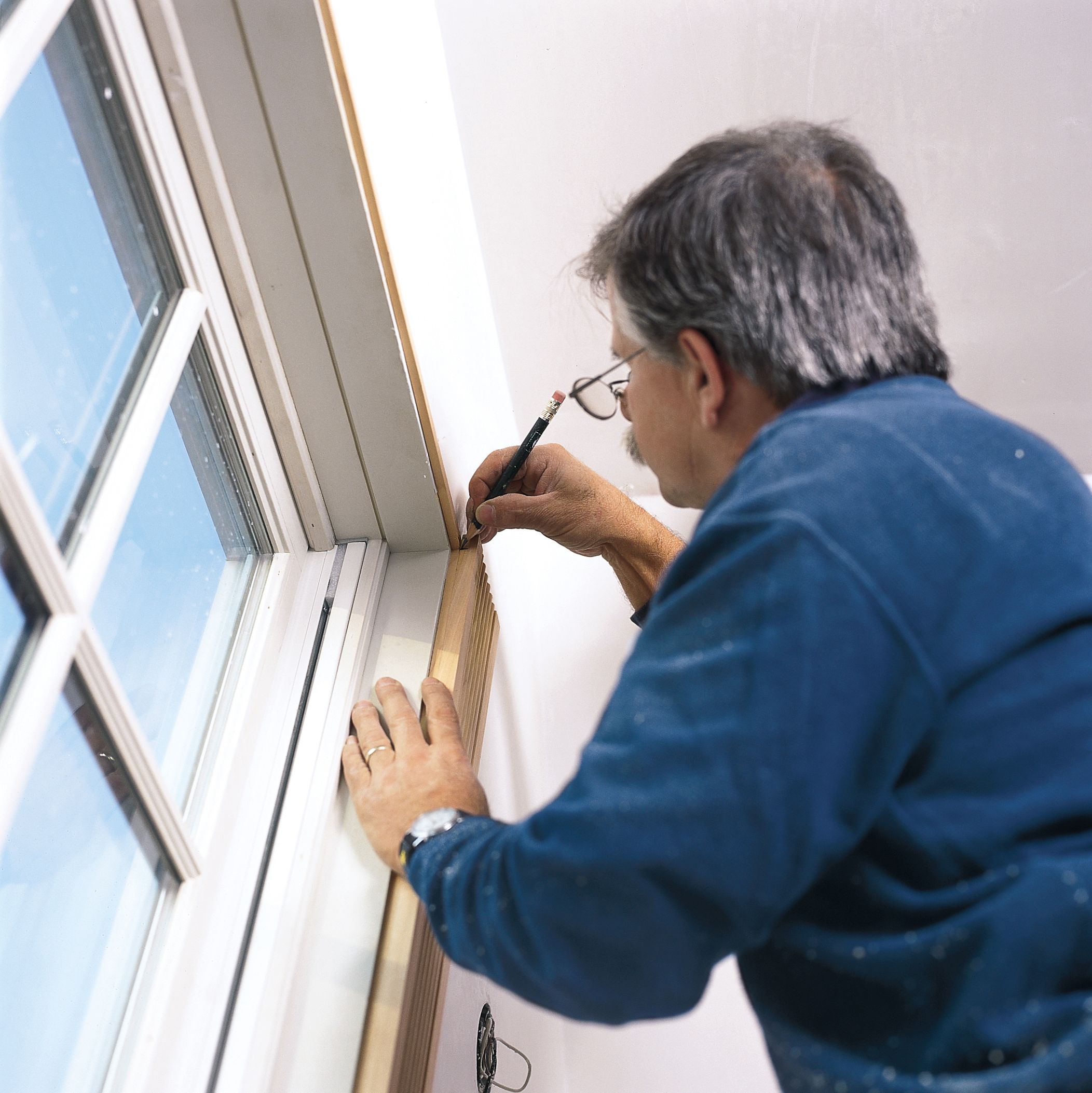 Tom Silva shows how to trim out a window.