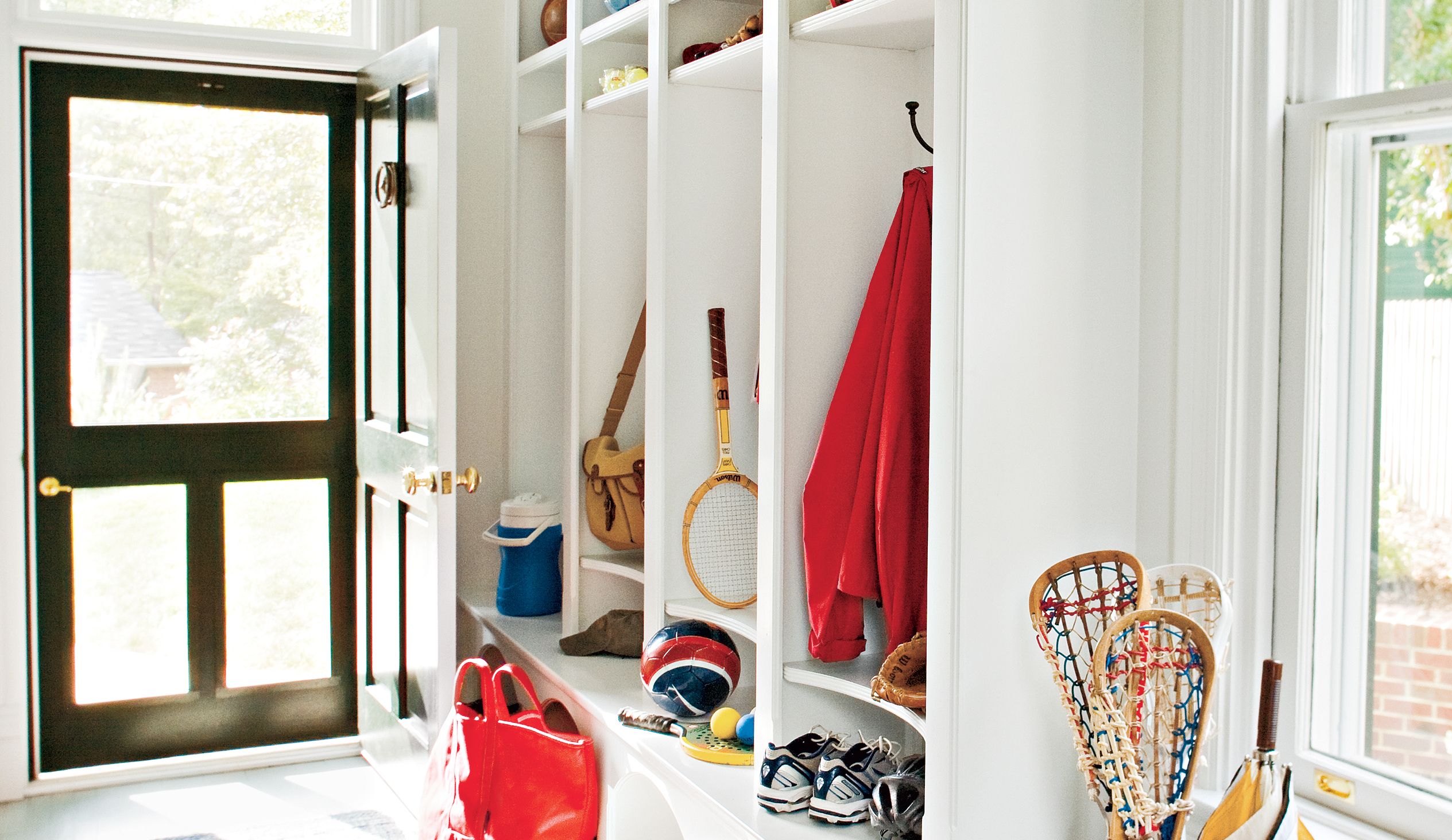 Screen door in mudroom 