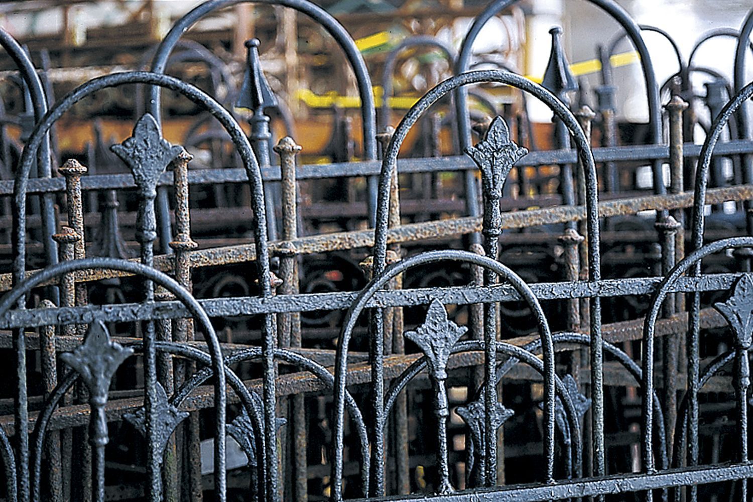 iron_fences_x