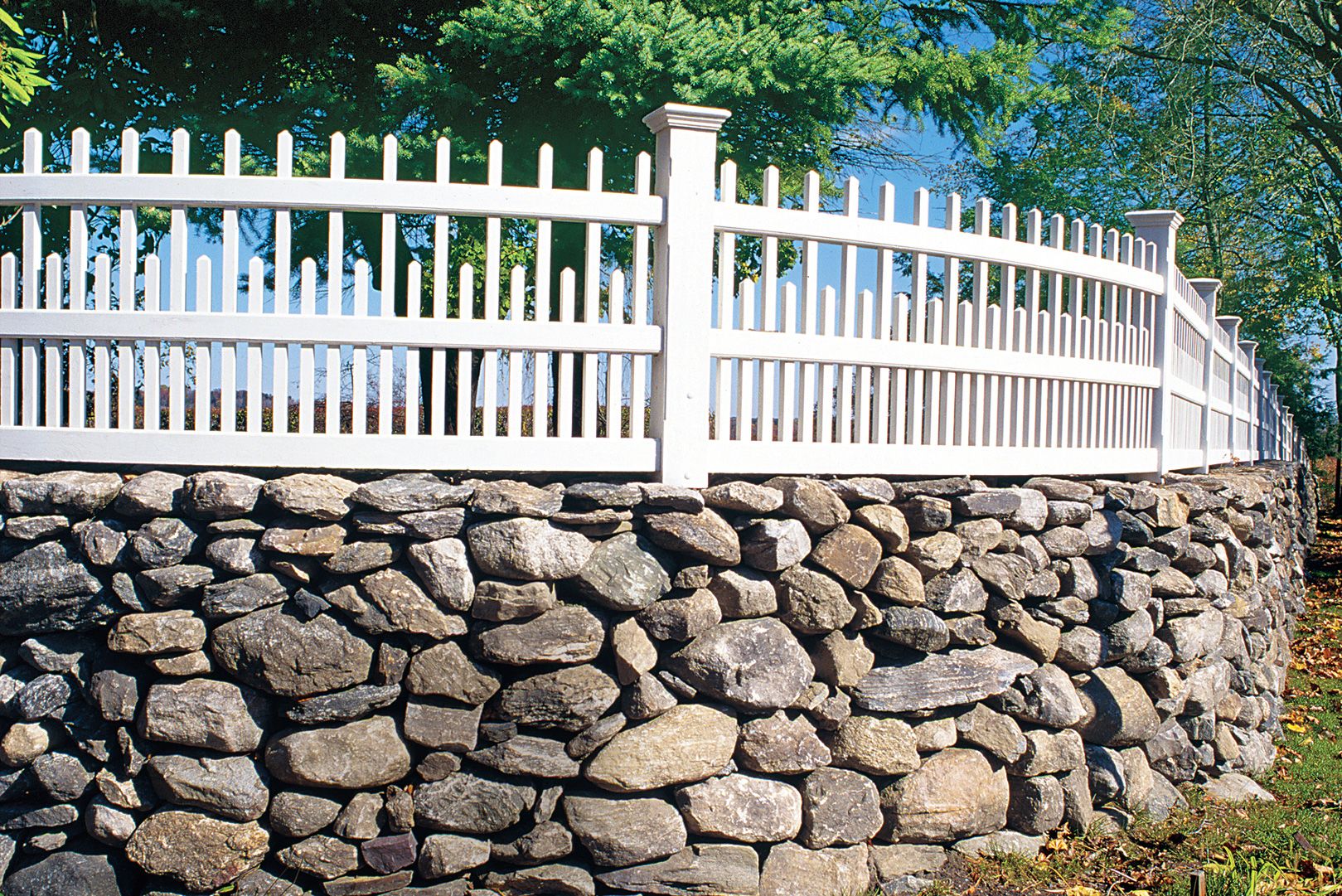 A picket fence where every other post is at a different height.