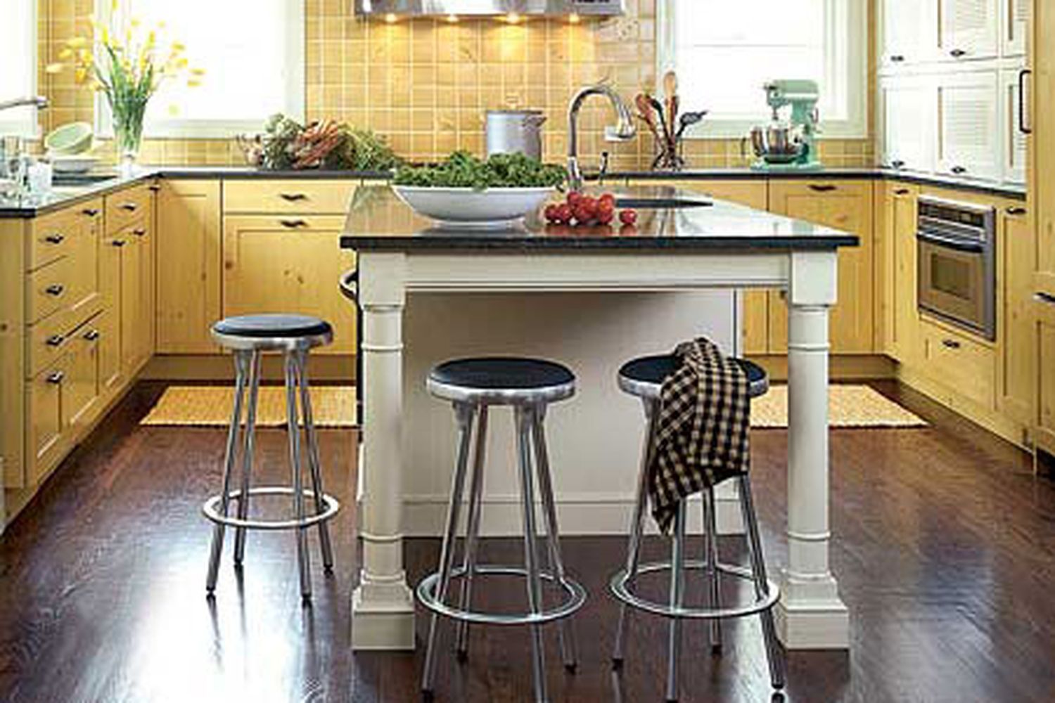 Kitchen island with stools.