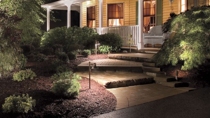 Path lighting in front of a house