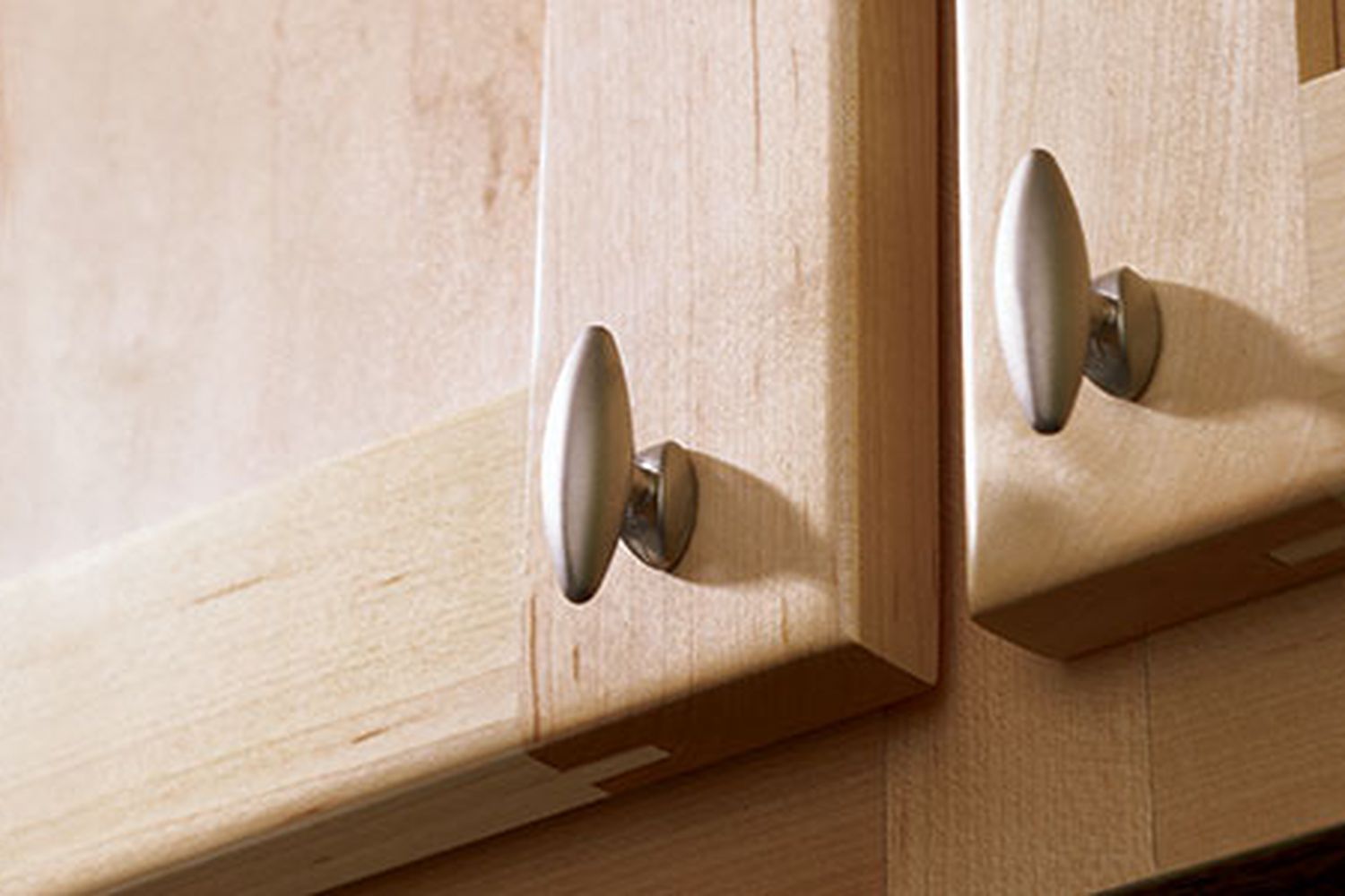 refacing_cabinets_toutXL