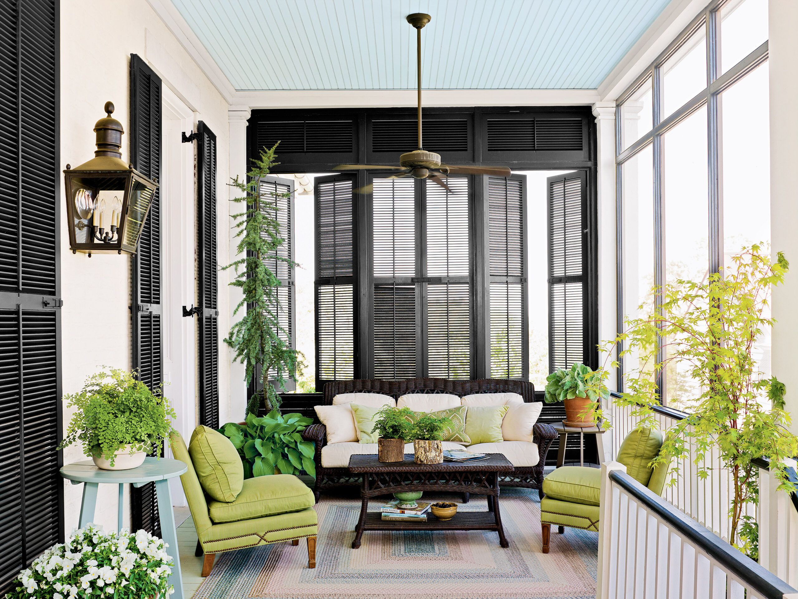 Black Trim on Screen Porch - Screen Porch Living