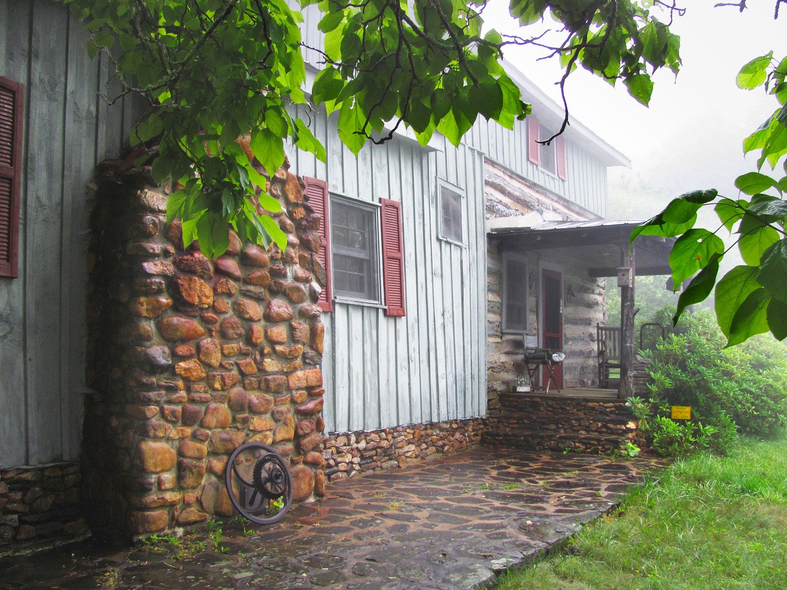 Outside-In: The Scandrett-Wessels Home 