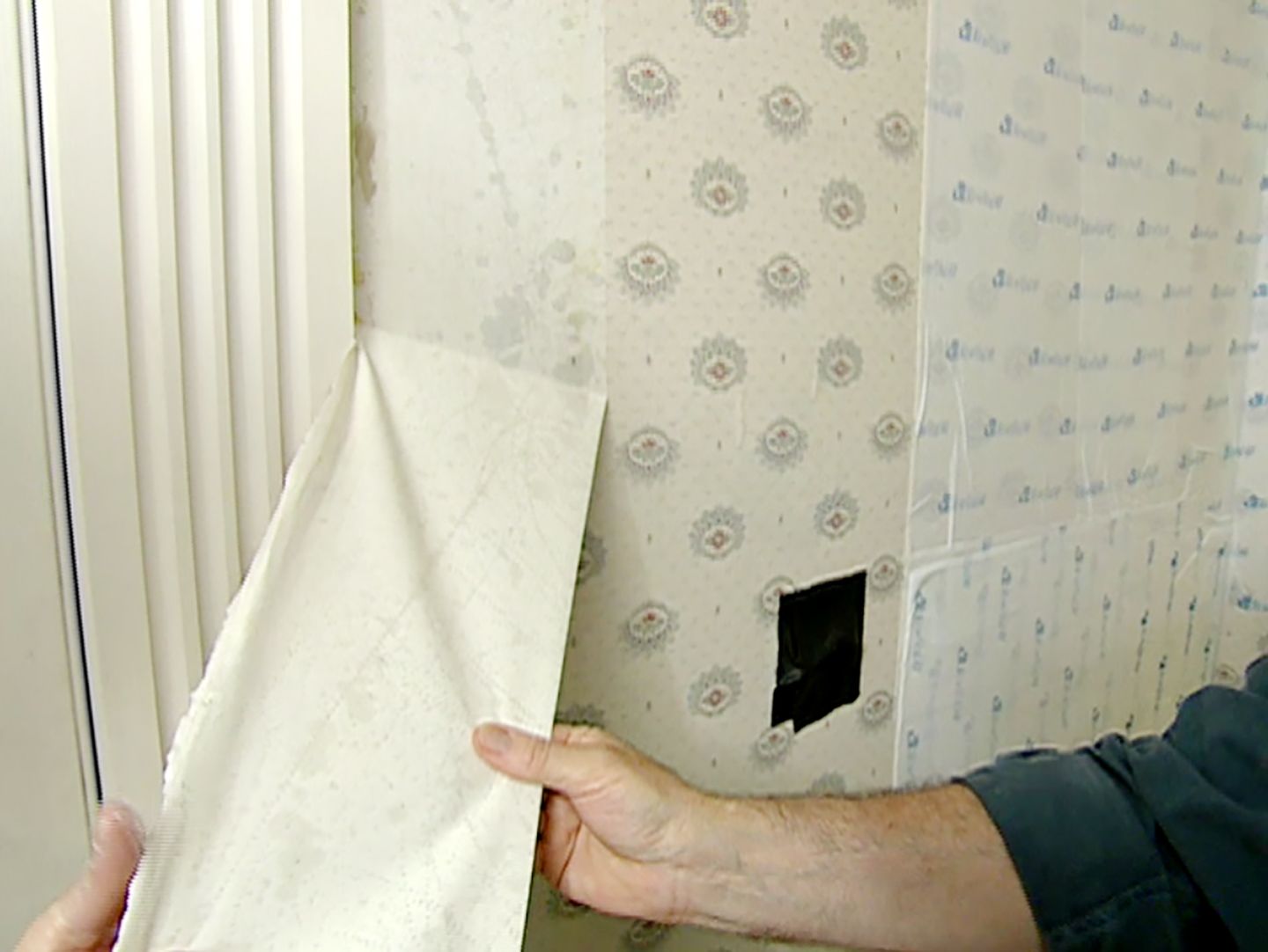 How to Remove Wallpaper - This Old House