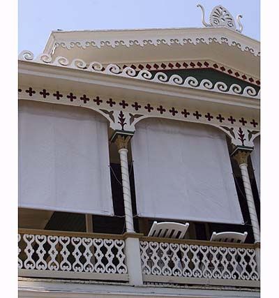 Home with porch-roof details