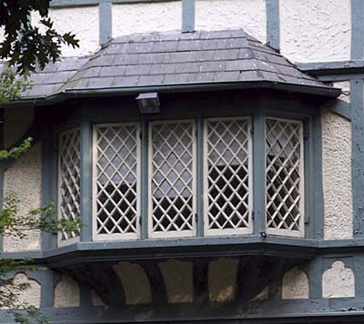 Oriel windows 