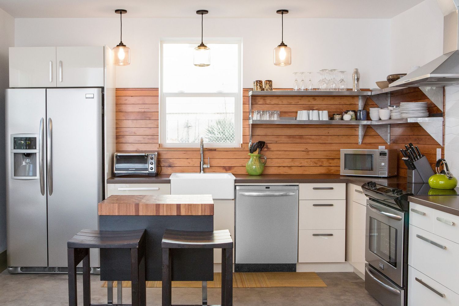 wood_backsplash