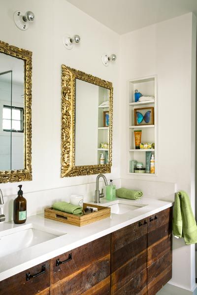 Ideas for Decorating a Bathroom on a Budget