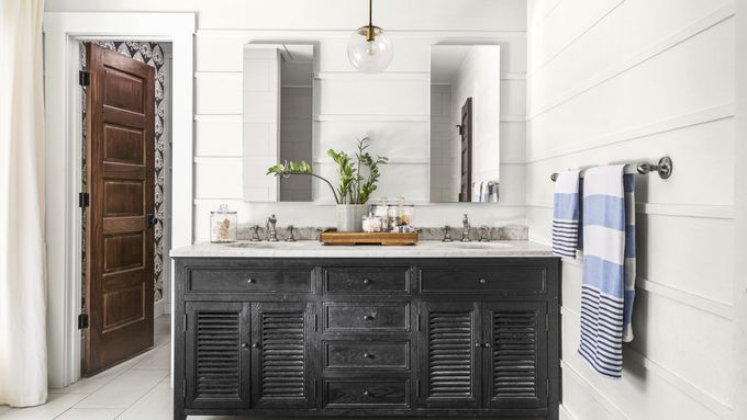 Double vanity sink in a remodeled bathroom