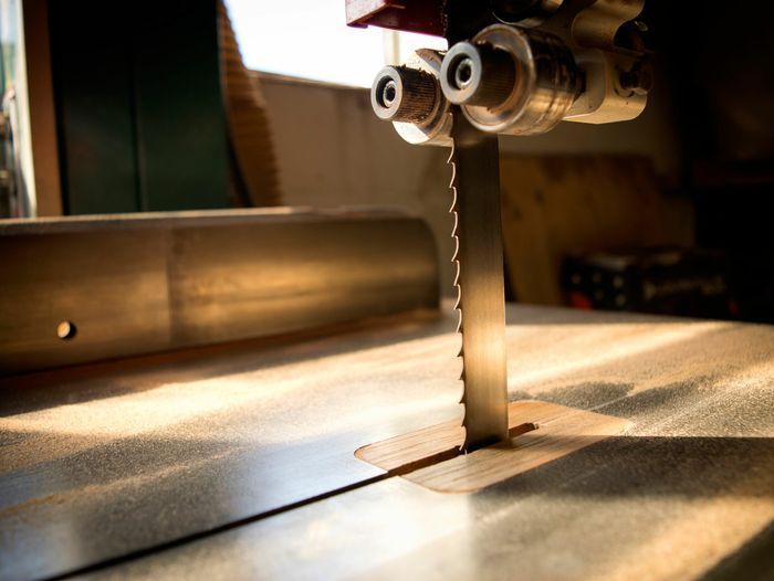 Band_Saw_iStock_915849182