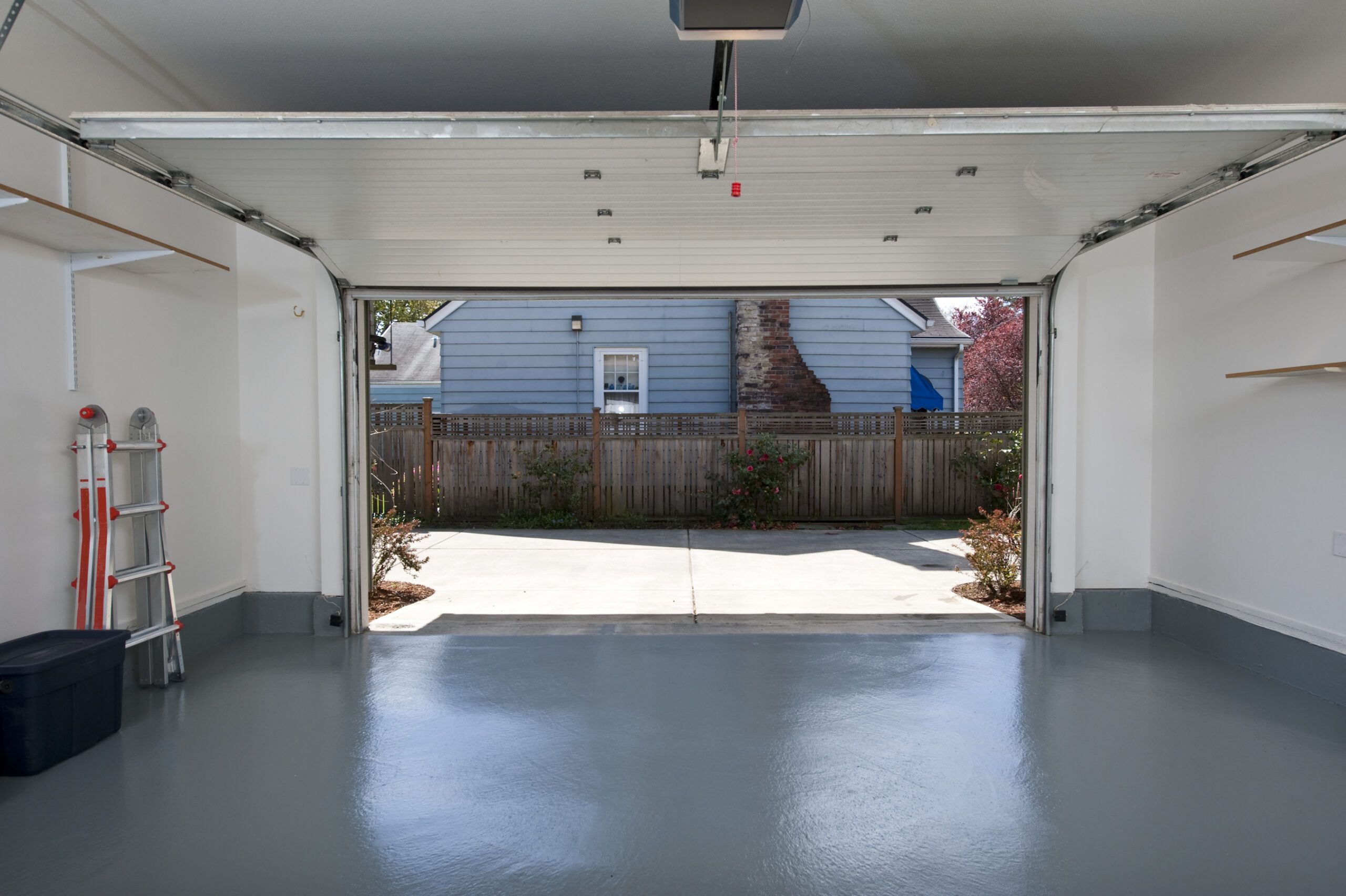 A empty, clean garage.