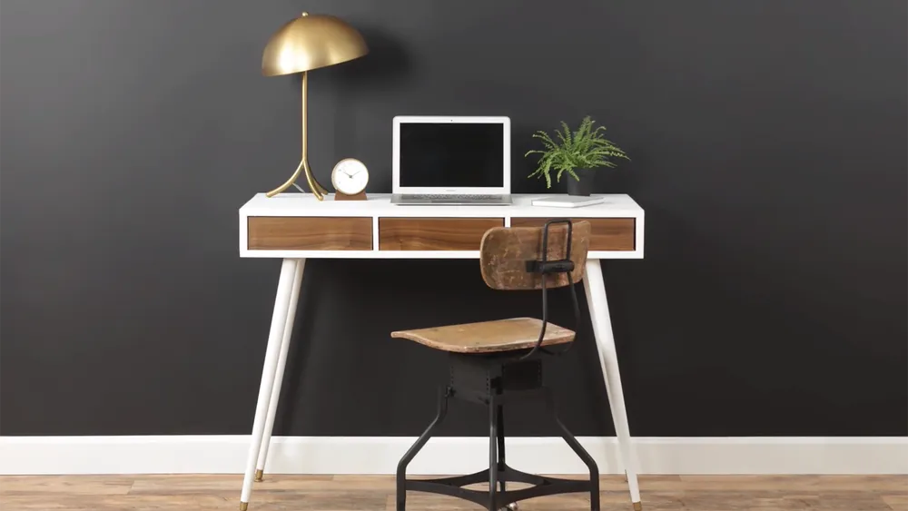 House One's Jenn Largesse builds a Mid-Century-style desk