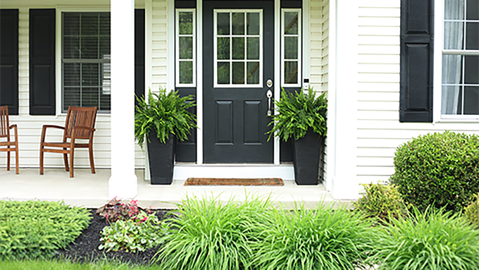 House One's Jenn Largesse builds tall, tapered planters for an entryway