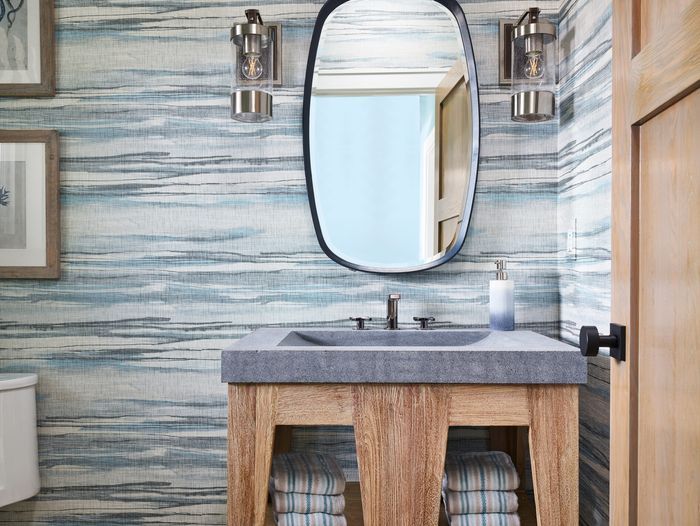 Perfect half bath in a Cottage on the Cape.
