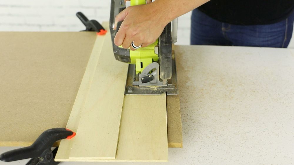 How_to_Make_a_Guide_for_a_Circular_Saw_by_House_One___IMAGE