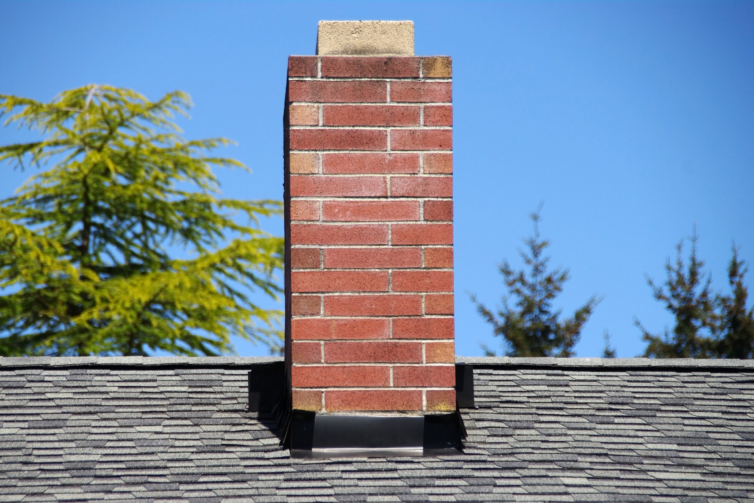 An image of a brick chimney.