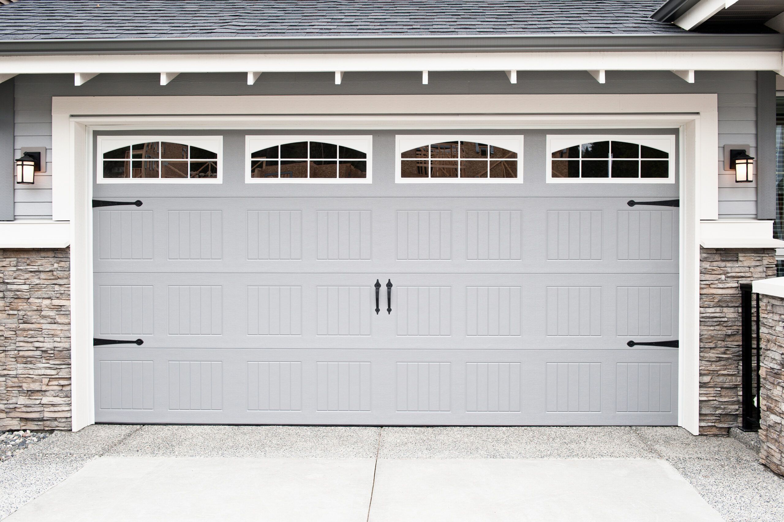 An image of a garage.