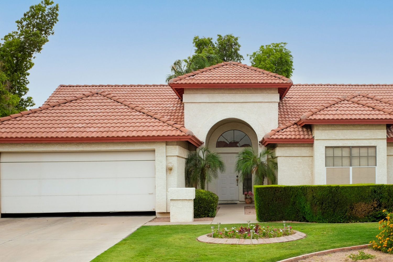 Garage_iStock_181080398
