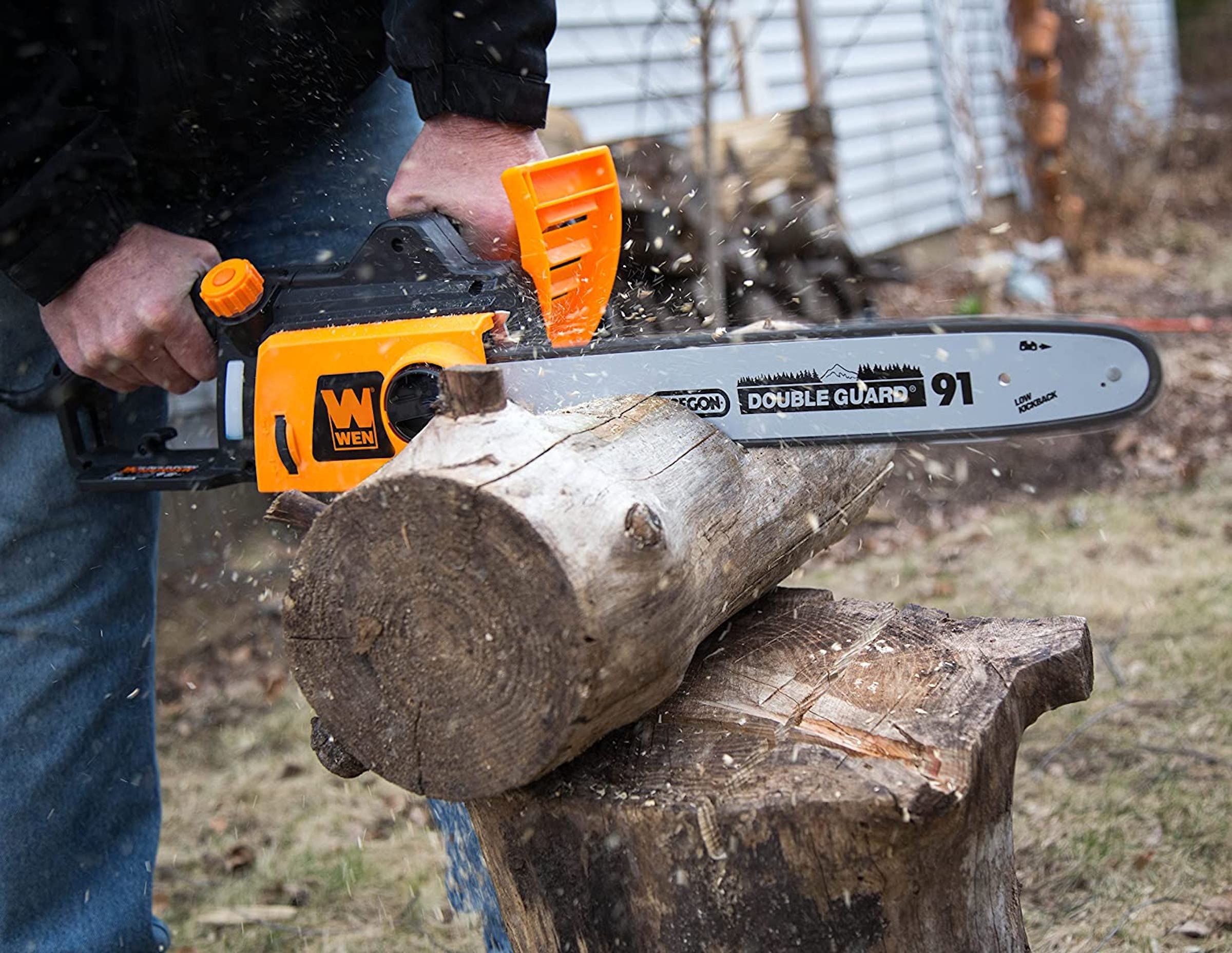 Electric vs. Gas Chainsaw - Review Pages by Woodsmith